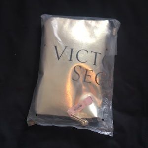 BRAND NEW VS Zip Up Bag